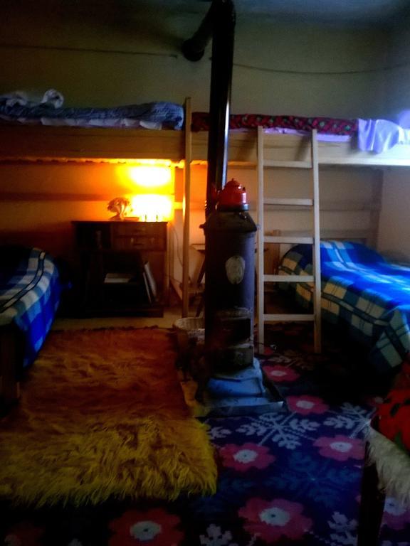 At Home Hostel Корча Екстериор снимка
