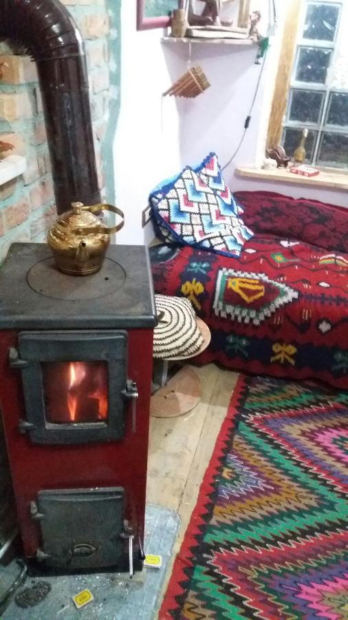 At Home Hostel Корча Екстериор снимка